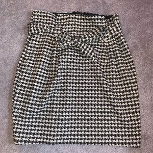 ✨Express Houndstooth-Patterned Business Skirt✨